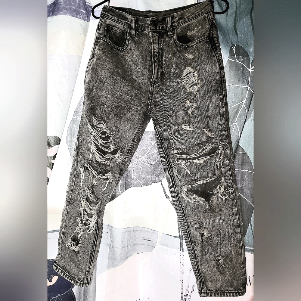 American Eagle - Size 2 X-Short - Women's Grey Acid Wash Skinny Jeans